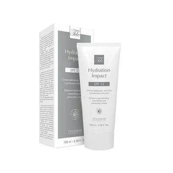 کرم مرطوب کننده دارای SPF15 حجم 100میل تگودر